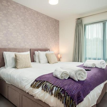 Solar Sanctuary- Skyline Balcony, City Centre, Three Floors, King Beds, Netflix And More! Bath Eksteriør bilde