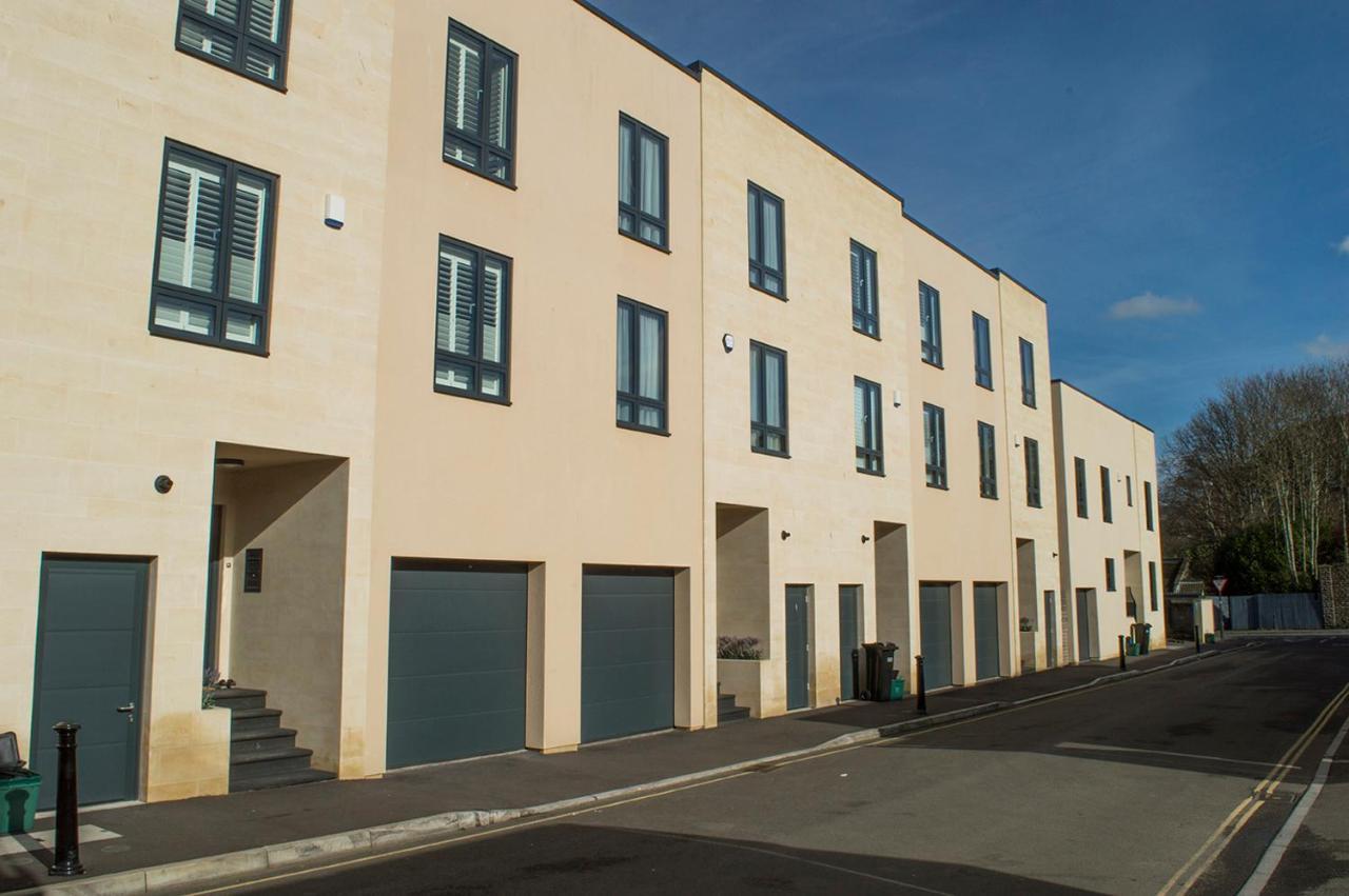 Solar Sanctuary- Skyline Balcony, City Centre, Three Floors, King Beds, Netflix And More! Bath Eksteriør bilde